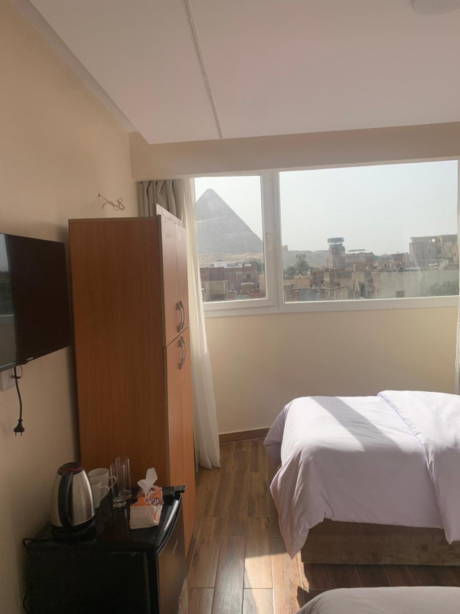 Memphis Pyramids View Hotel Nazlet el-Sisi Exterior photo